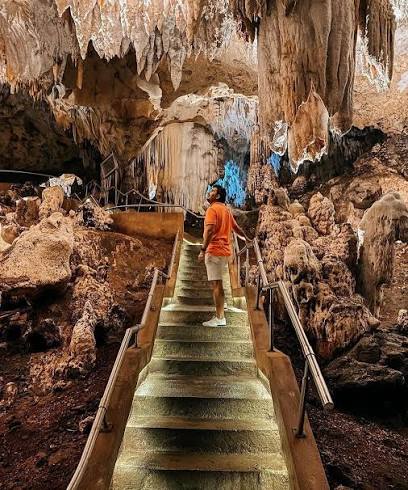 Cueva image 5