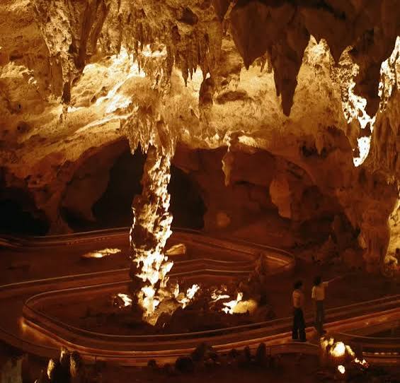 Cueva image 6