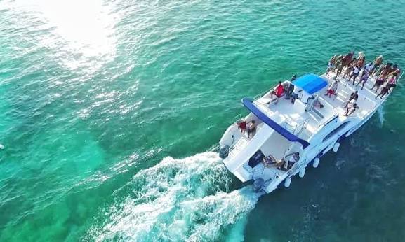 Party Boat 1
